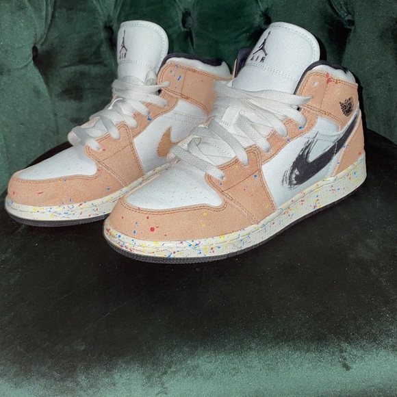 Jordan - Picture 2 of 5